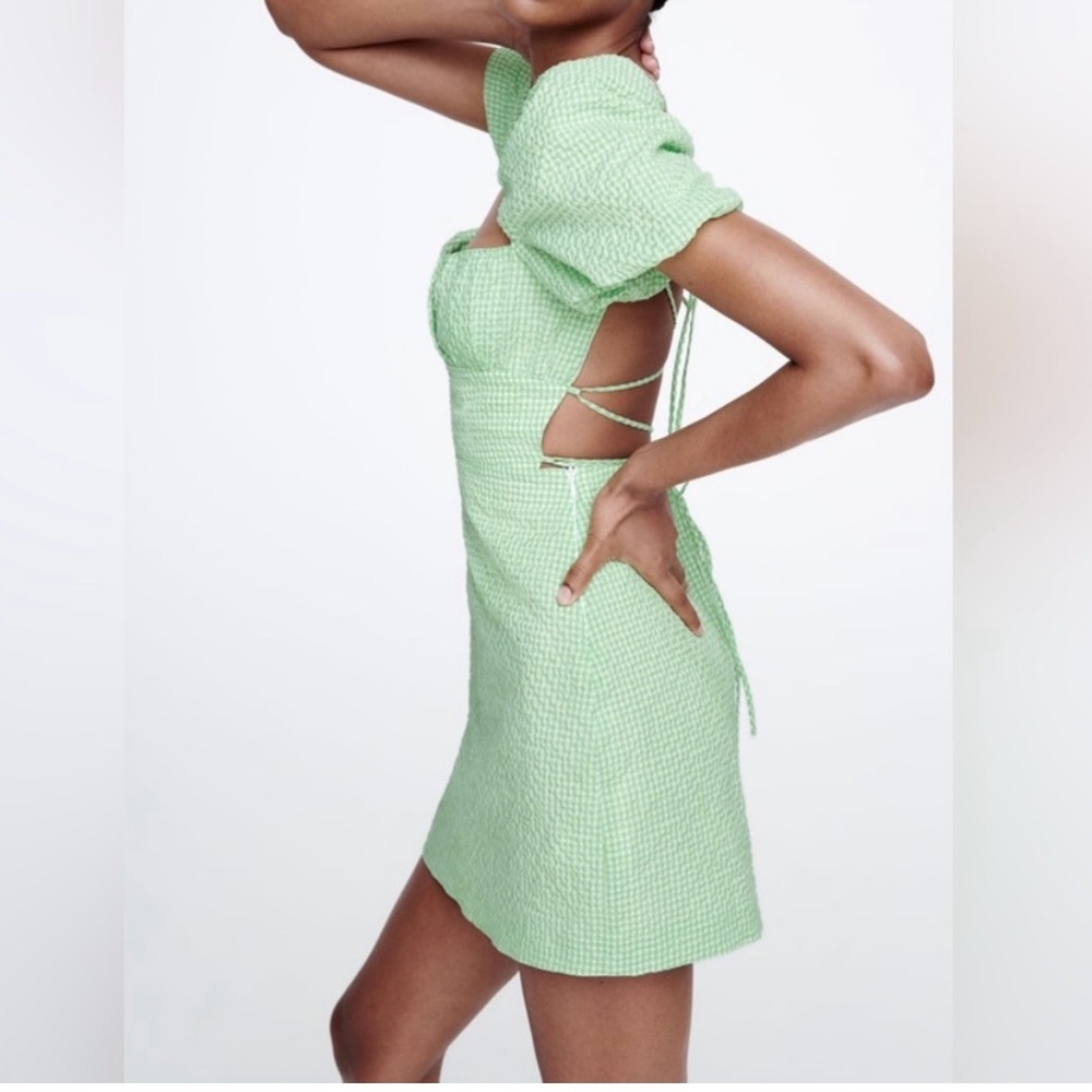 NWT Zara Lace Up Back Mini Dress Puff Sleeve Gingham Green and White Size Medium - Picture 6 of 12